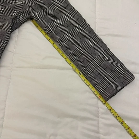 Amanda & Chelsea Gray Plaid Blazer - Picture 8 of 10